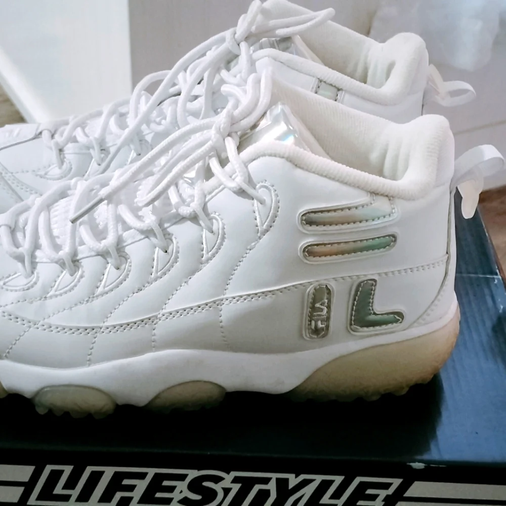 Sneakers - Picture 1 of 3